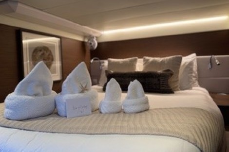 Review img # 14 of the yacht DRAGONFLY