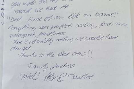 Review img # 32 of the yacht NAMASTE (SAMANA)