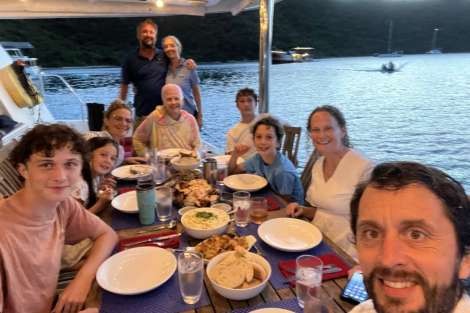 Review img # 26 of the yacht TOUCH THE SKY