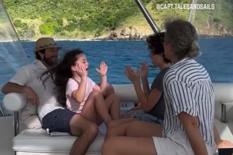 Review img # 25 of the yacht TOUCH THE SKY